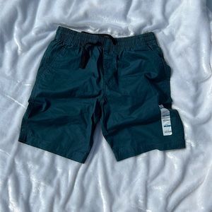 Old Navy NWT Above Knee Length Shorts medium